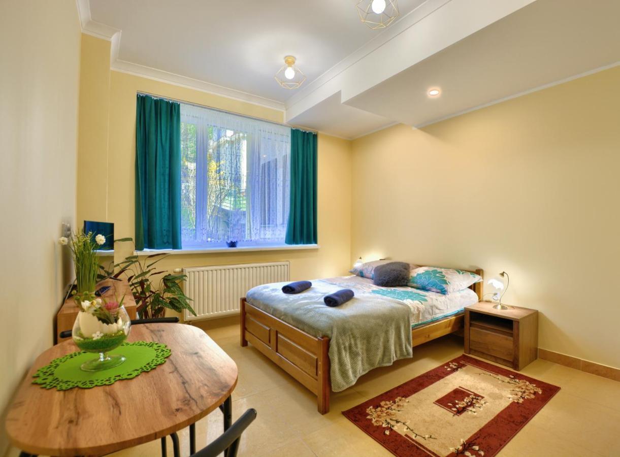 Apartamenty Pod Gora Parkowa Криница-Здруй Екстериор снимка